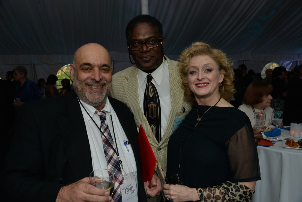 Johnny Lee Davenport joins the celebration with Artistic Director Jim Petosa and actress Paula Langton. (PHOTO: Andrew Brilliant)